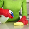 Für Kinder unschädliche Reinigungsmittel